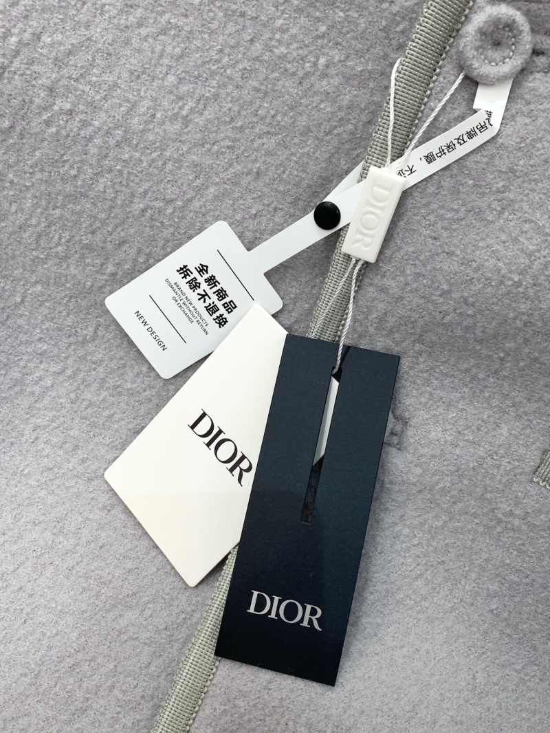 chr1st1an D10r outwear